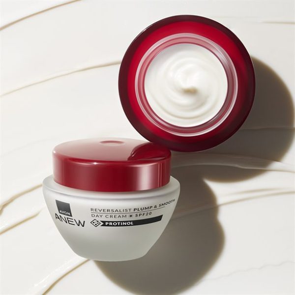 Anew Reversalist Plump & Smooth Day Cream SPF 20 50ml - Image 2